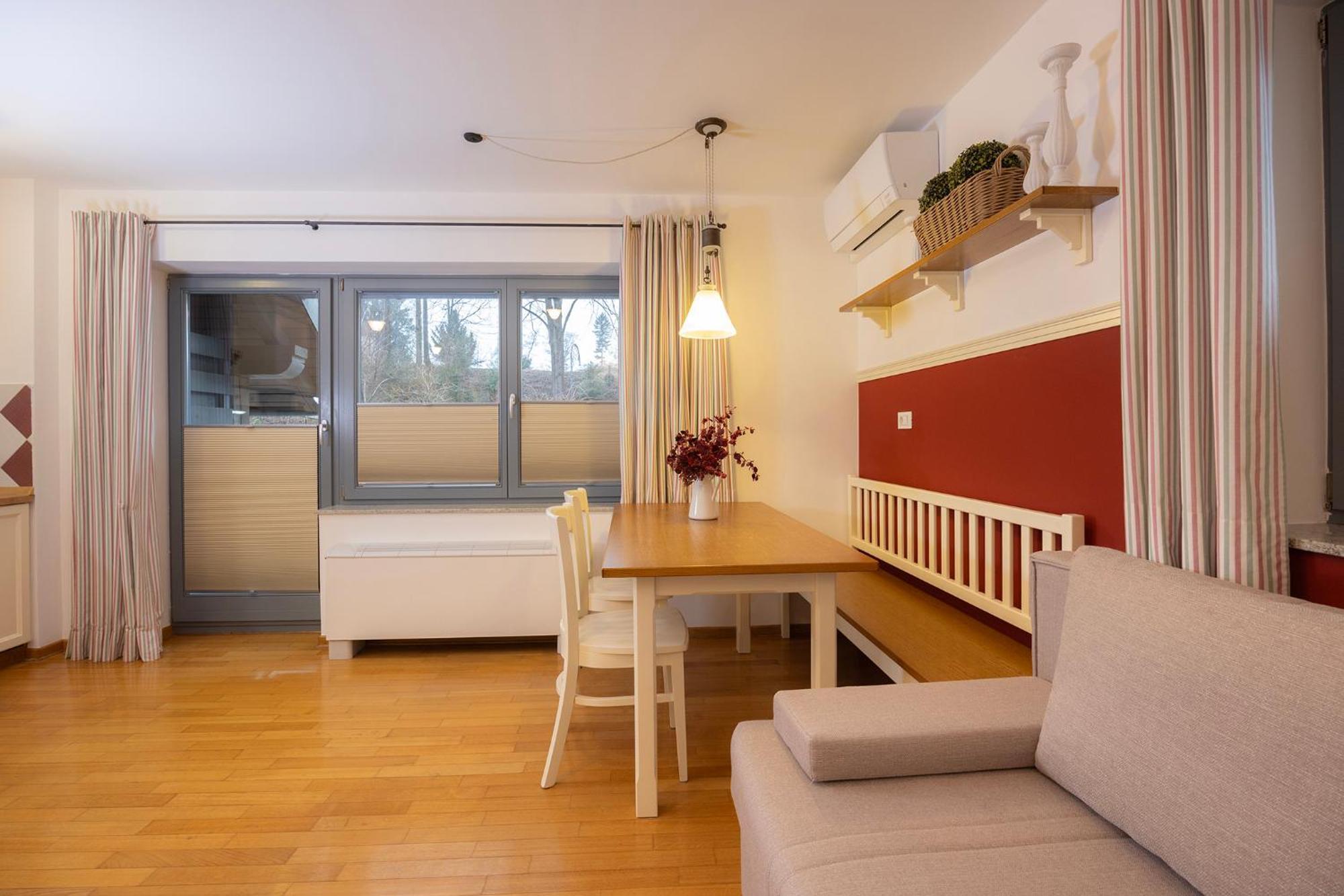 Lakeside Apartments بليد المظهر الخارجي الصورة