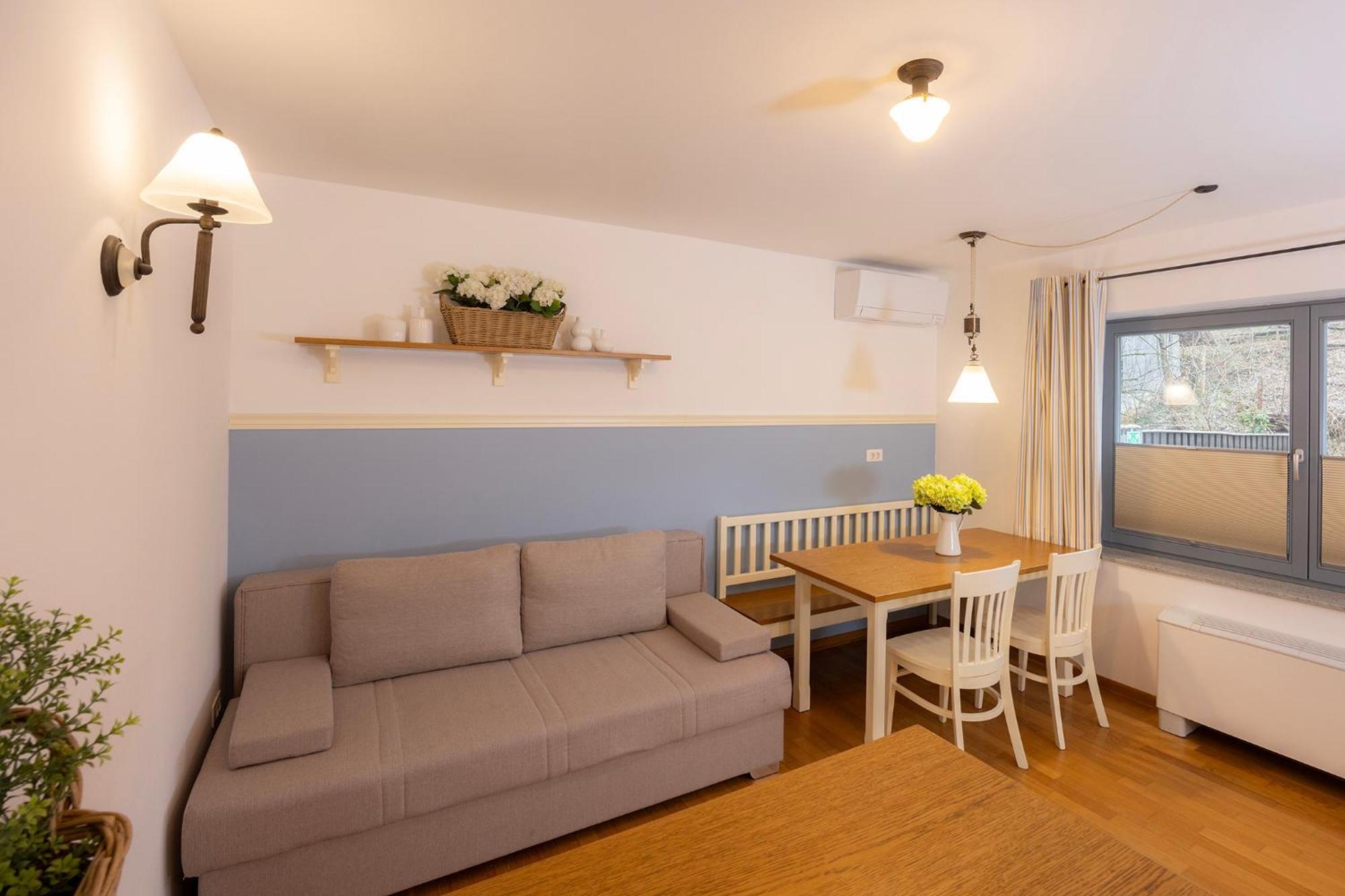 Lakeside Apartments بليد المظهر الخارجي الصورة