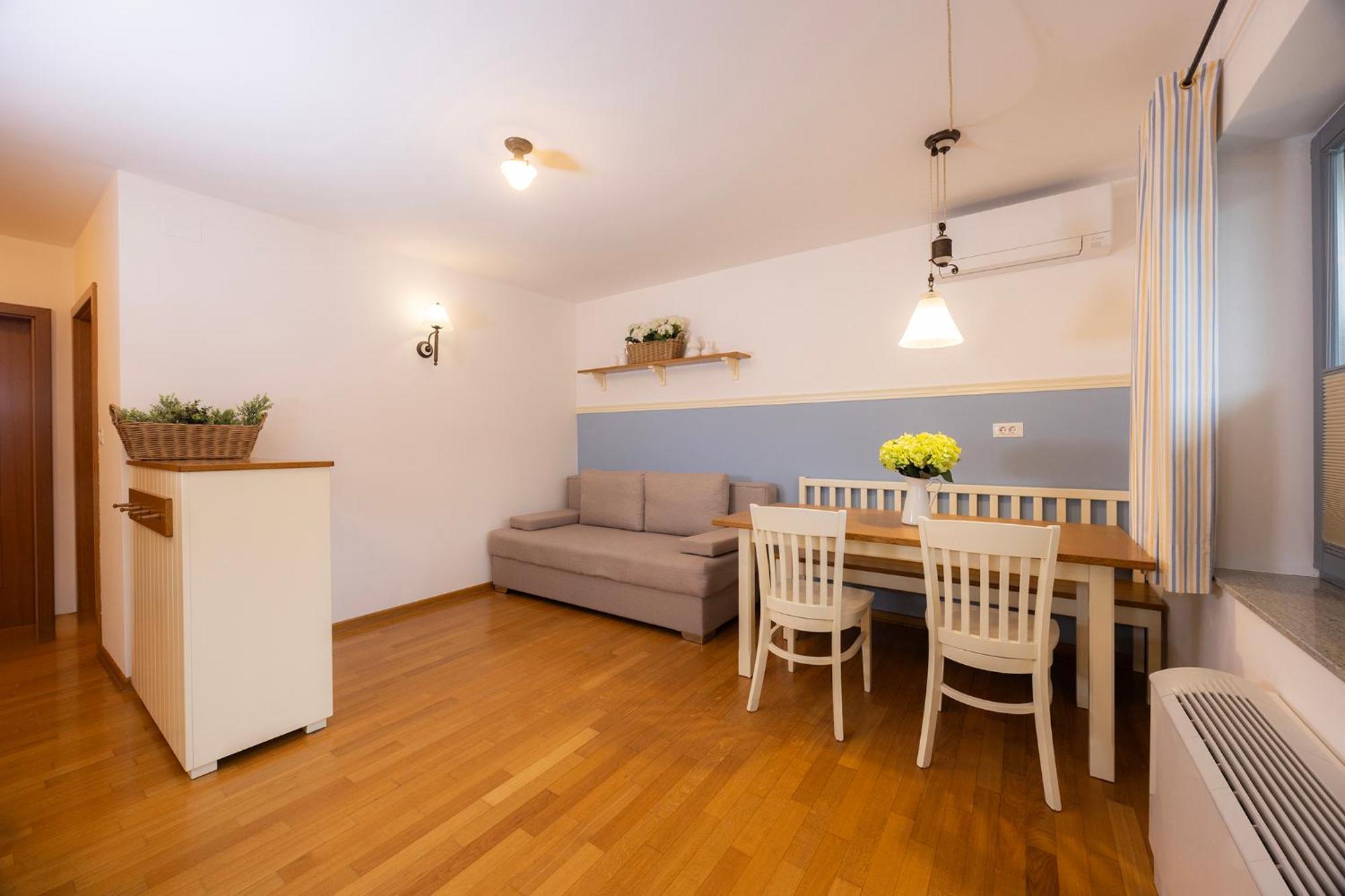 Lakeside Apartments بليد المظهر الخارجي الصورة